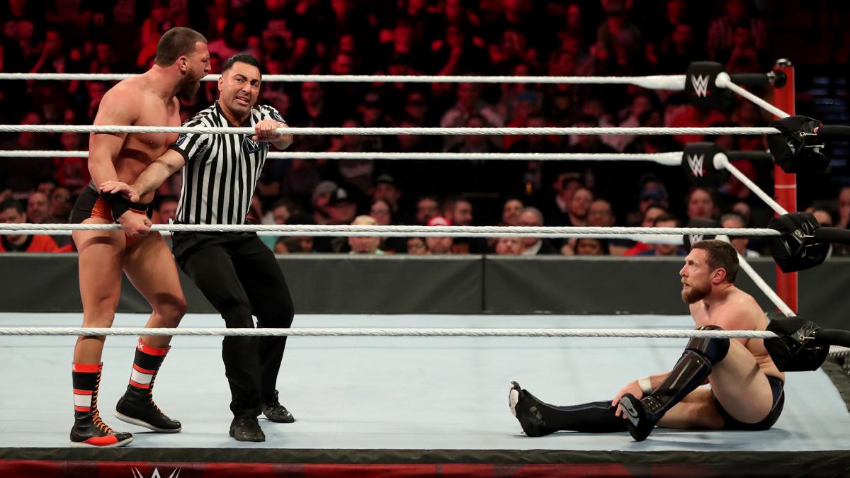 Bryan vs Gulak en Elimination Chamber.