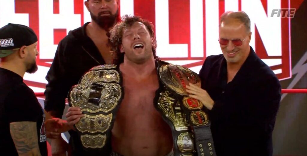 Kenny Omega y un nuevo título.